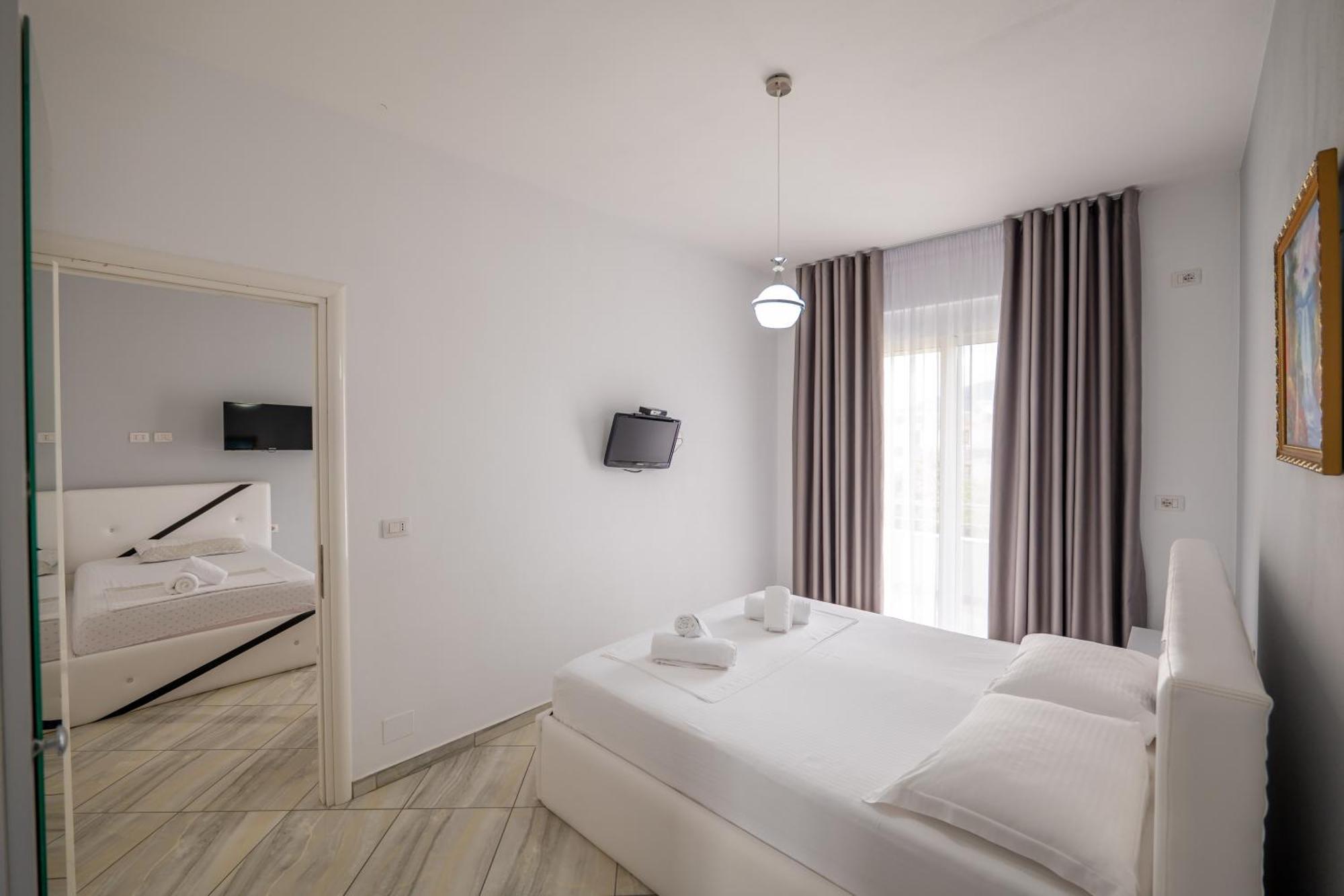 Hotel Artur2 Ksamil Ngoại thất bức ảnh